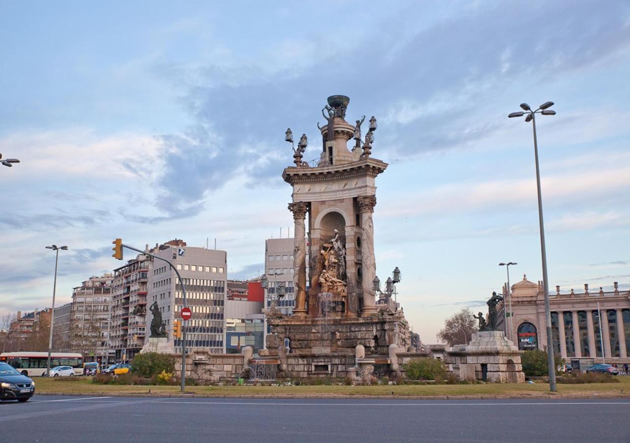 Trip Barcelona Spain Bagian luar foto